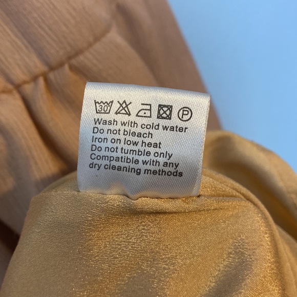 Foteisy Womens Size Medium Light Pink Tiered Dress Capped Flutter Sleeves Flowy - Picture 5 of 8